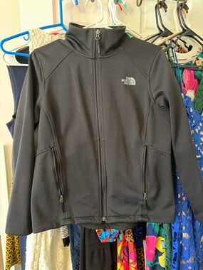The North Face Black Full-Zip Softshell Jacket
